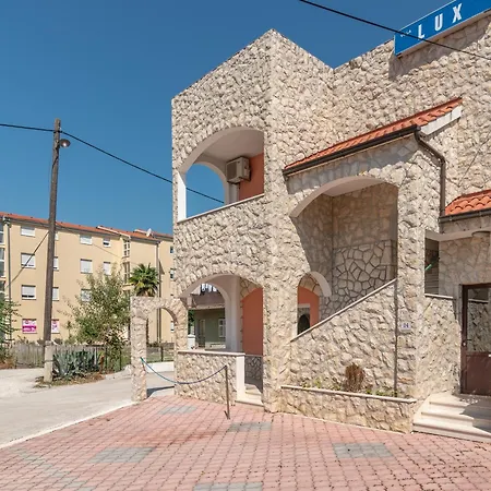 Lux Iii Pensión